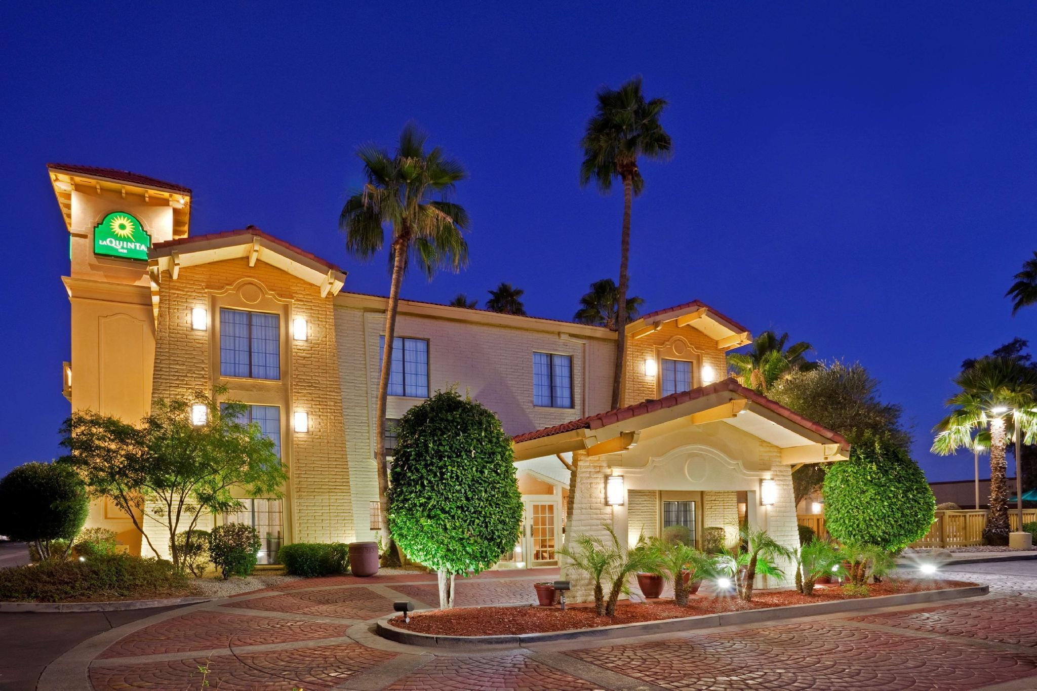 La Quinta Inn By Wyndham Phoenix Sky Harbor Airport Tempe Exterior foto